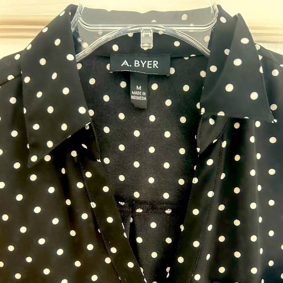 Black polka dot button up blouse - Picture 1 of 4